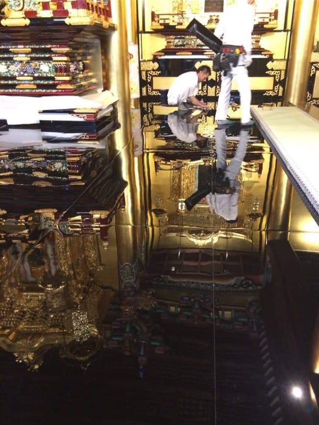 リファイン工事床